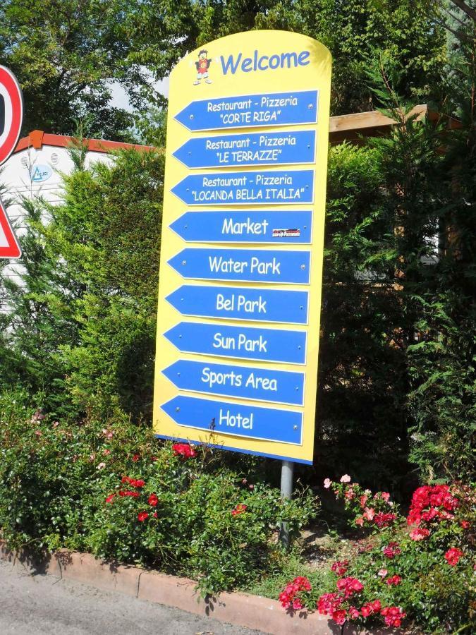 Camping Bella Italia In Peschiera Del Garda - Gardasee Eksteriør bilde